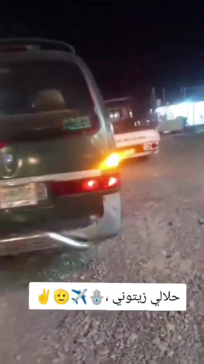 سلام عليكم عندي هاي ال بريجو موديل 98 سيارة حلوه اريد مراوس فقط مو البيع ،سيارة تخم تاير صدره جديد كير كسل مكينه خير من الله.  شواصي اليمنه مضروب باج بس بسمي سنويه ال 2031 مروس  بريجو موديل 99 وفوك  فقط ***********
