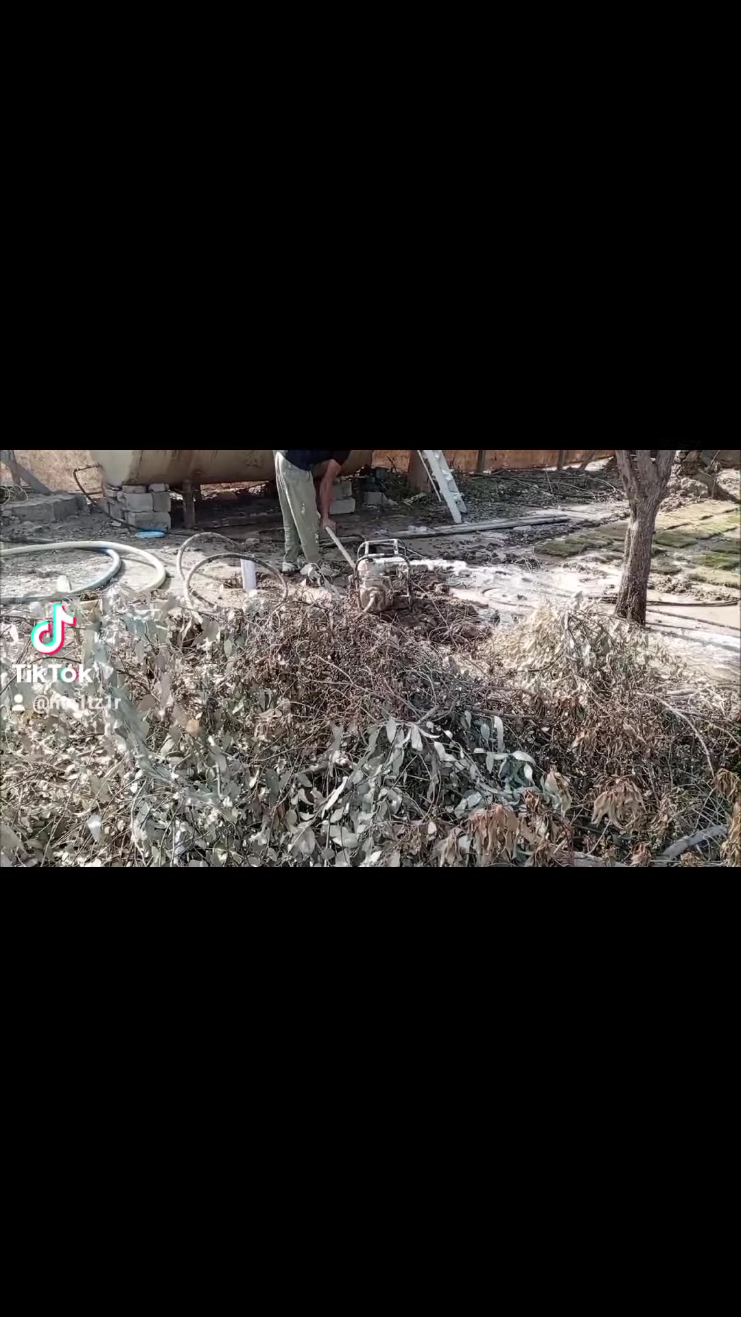 مكتب بغداد لحفر الآبار اليدوي والسيارة وثقب الشوارع تنصيب اعمده كهرباء 🔌 
تصريف مياه الأمطار 💧 ***********
***********يوجد واتساب 👍🚙🚙
