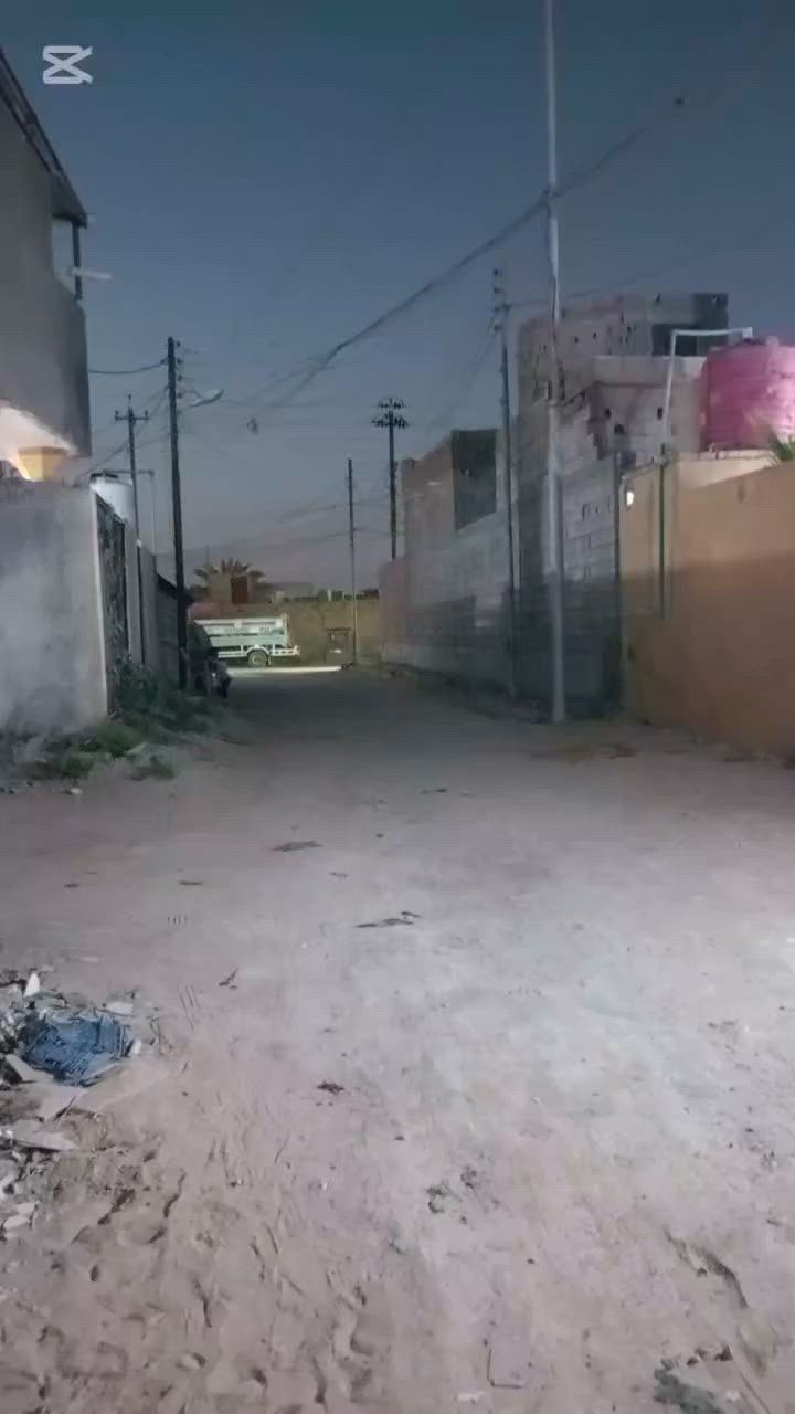 اللهم صلي على محمد وال محمد
بيت 130متر.. الجزيرة.اليوبة.الصقر
ثالث بيت عن الشارع....             👈 السعر 62
....بأسمي طابو صرف زراعي سند 25 
متكون من.. غرفتين2..هول..دوانية. مطبخ 
 حمام تواليت داخلي وخارجي 
خامس فرع عل مدارس والمستوصف والسوك 
ثالث بيت عن الشارع
***********
