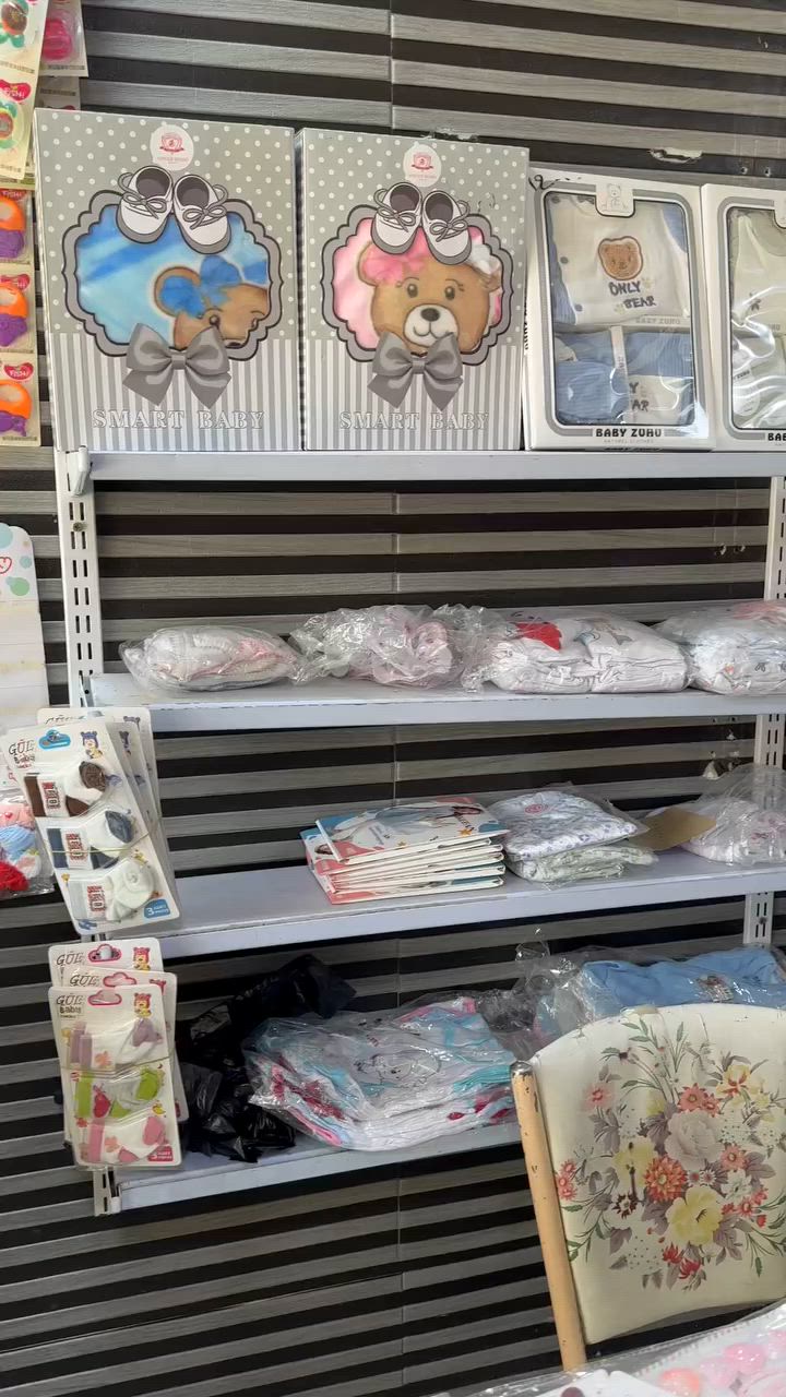 محل ملابس أطفال وحديث ولاده للبيع
أبيع بسعر الجمله 
للتواصل ***********
