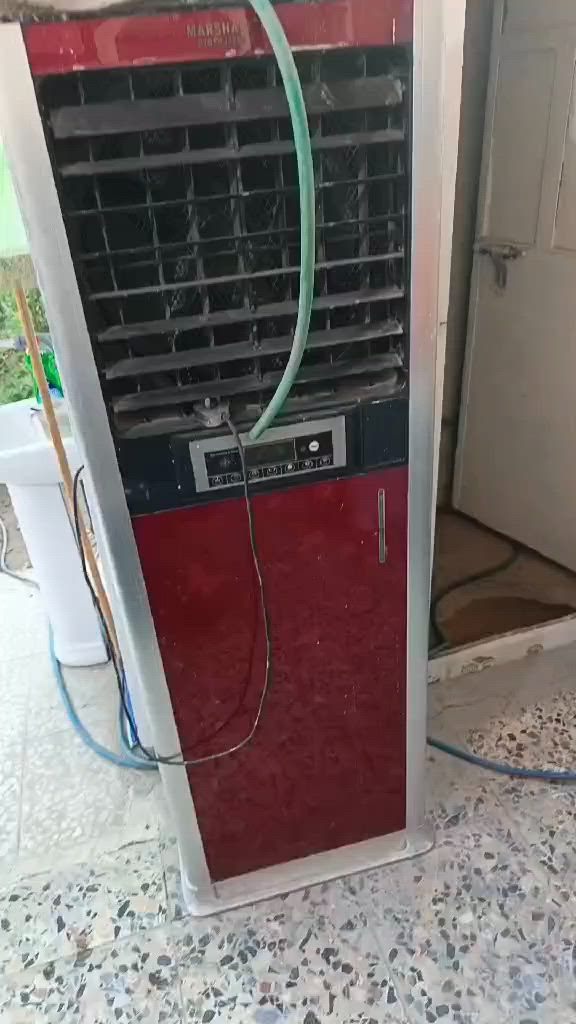 مبرده شغال بيها رزف صغير جوه السعر ١٠٠
مجمده ب١٠٠ شغاله وضمان مكاني رحمانيه


**إذا كنت صاحب هذا الإعلان وتريد حذفه لأي سبب، رجاءا أرسل رسالة إلى الدعم الفني**