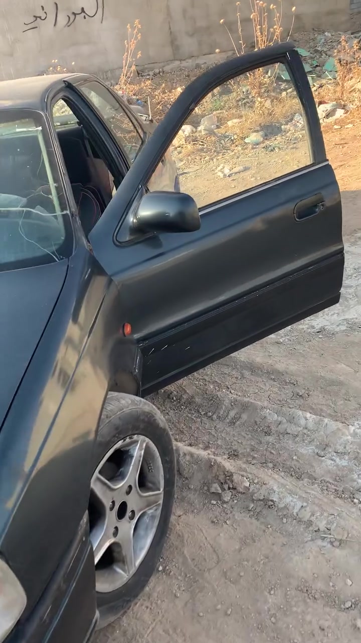 هوندي النترا للبيع سنويه خضره  كير محرك شرط جامت الكدام كهرب سعرها 21وبيها مجال رقم الهاتف ***********

