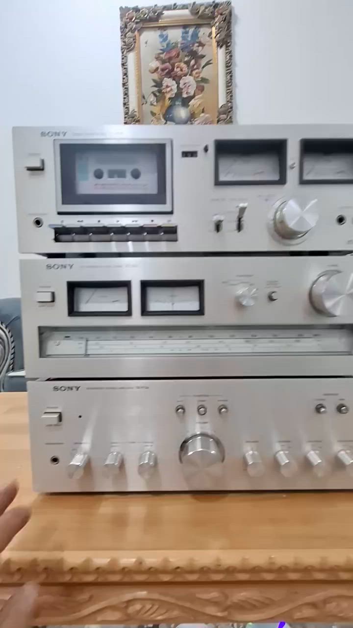 سستم سلڤر ماركة : SONY
راديو FM / AM
مسجل نظام دولبي 
امبلفاير 200 واط
ااسعر النهائي : 425 الف مع التوصيل


**إذا كنت صاحب هذا الإعلان وتريد حذفه لأي سبب، رجاءا أرسل رسالة إلى الدعم الفني**