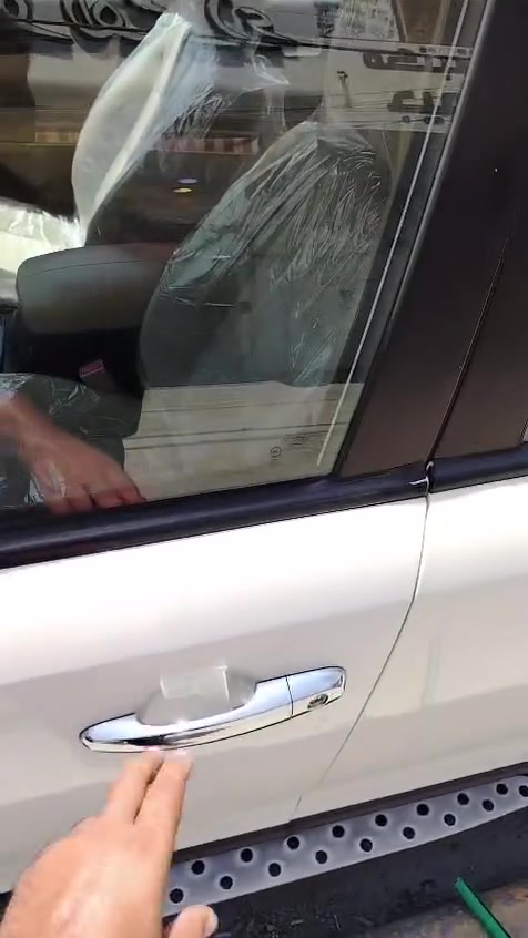 سلام عليكم 
سورينتو 10فول مواصفات 
قماره بانوراما 
مري شفط
محرك 2.4دوش
محرك كير مكفولات بحاله وكاله 
سبعه راكب 
مقابض ابواب نيكل 
مقابض داخليه ناره 
شاره ترحيب 
سياره خليجيه مكفوله من دعاميه الدعاميه مكفوله من صبغ وضربه ولفتح 
سايد بريك بل رجل 
سياره بيه هواي مواصفات 
تحكم سرعه تحكم مسجل بل مقود 
سعر 148بيه مجال حك جيه 
سياره بسمي تاخذه ليوم ثاني يوم حولك رقم سليمانيه 
***********
