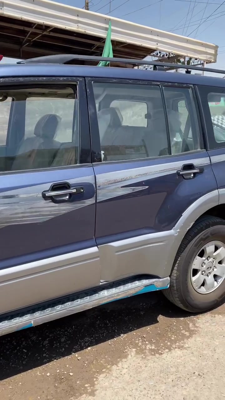 ‏سلام عليكم باجيرو خليجي للبيع موديل 2006 سيارة ما فيها قطر صبغ￼ سيارة نظيفة وما ناقصة شي ￼ ￼ دوشمه جديدة ￼ ￼ تخوم تاير جديد تبريد شغال رقم إنجليزي هزه جديدة جاما جديدة سيارة ما ناقصة شي شغل واطلع سياره فون مواصفات فتحة سقف ￼￼￼￼￼￼￼ ￼ كشنات كهربائي العنوان ميسان العمارة  الرقم ***********واتساب￼
