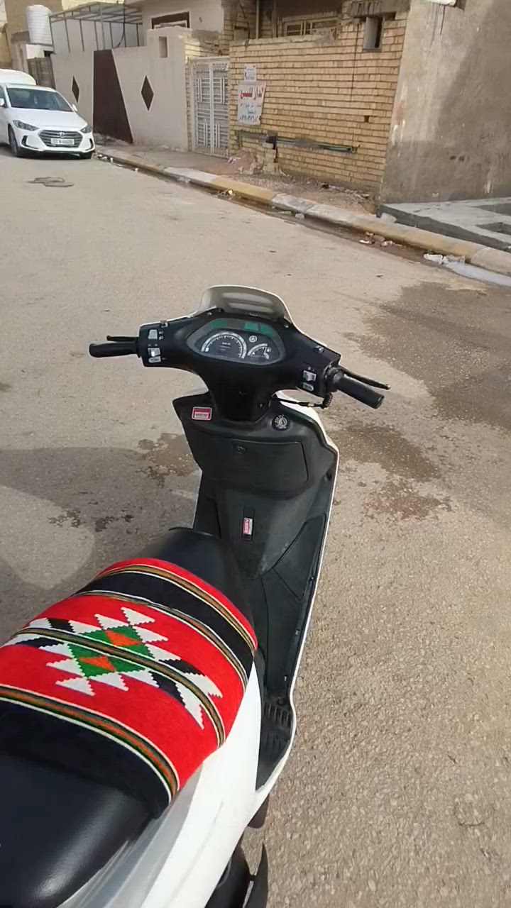 سلام عليكم دراجه فراشه فحل دراجه حلوه ونضيفه مال رمبه شرط مكفوله الدراجه المكينه مكفوله صارلي شهرين مطلعها من الرمبه مكاني كربلاء يم مدينه سيد الأوصياء طريق بغداد عمود 147والسعر 625وبيها مجال قليل الاتصال ع الرقم ***********بي واتساب هم
