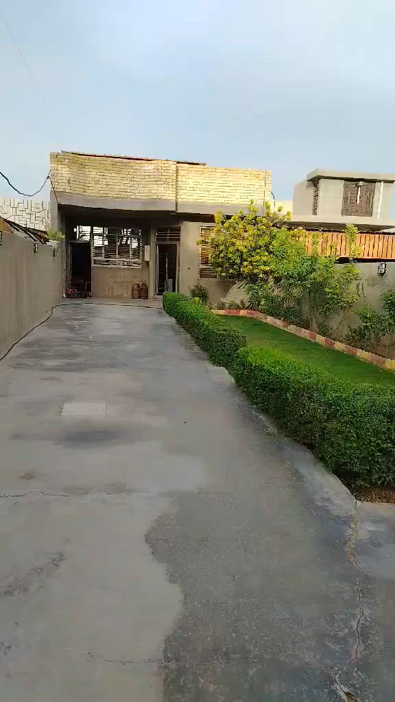 بيت البيع بهورجب قريب ع سوك هورجب مساحه 350 متر الاستفسار *********** السعر 140 وبي مجال
