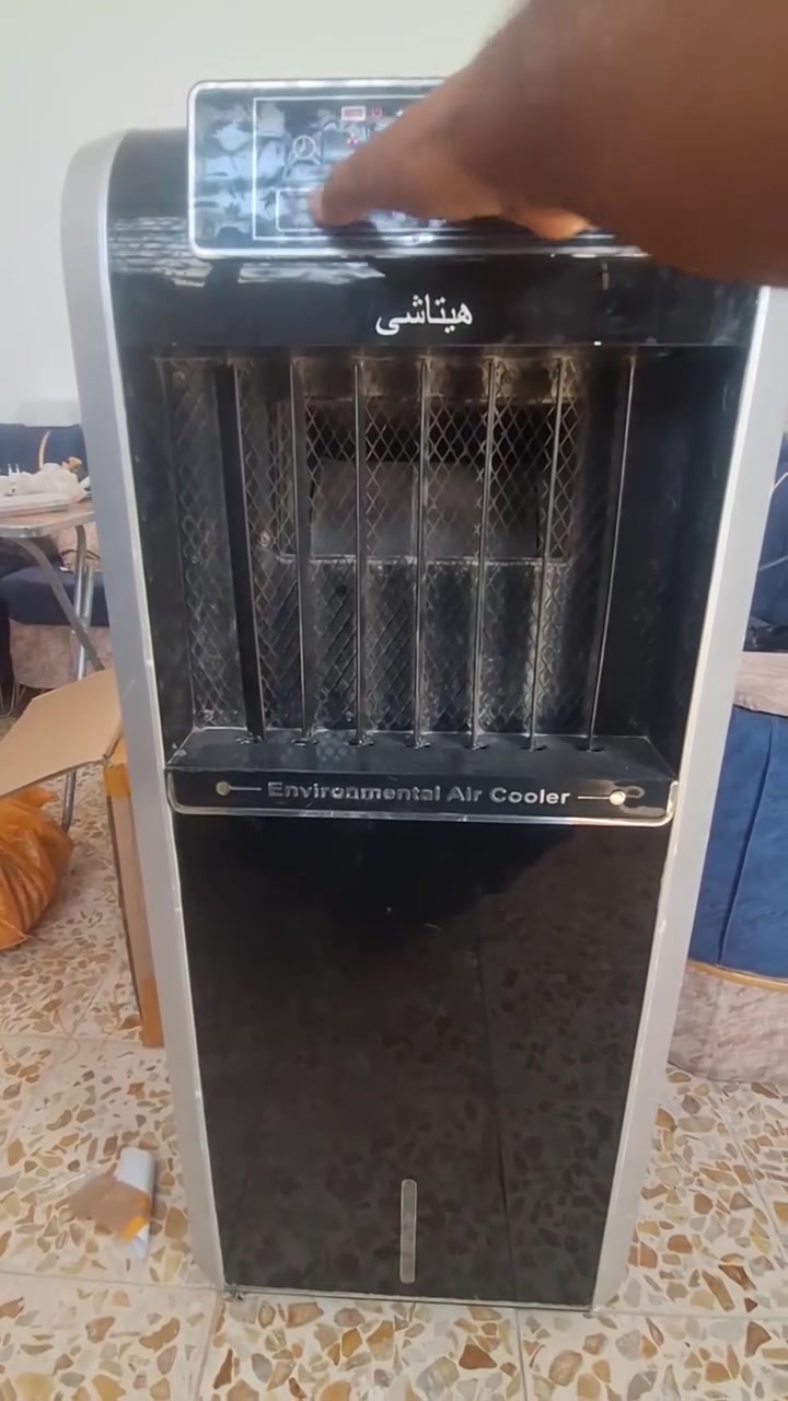 مبرده يابانيه اصليه صغيره لكن بروده ثلج سعره 75 مكاني نجف حي ميلاد ***********
