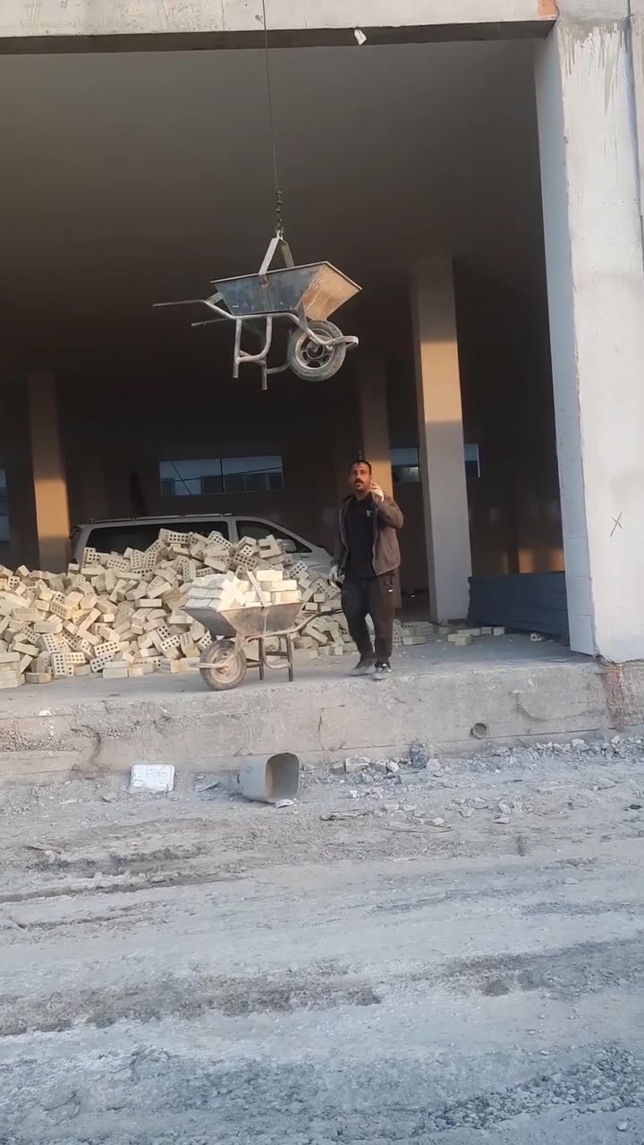 سلام عليكم ونج تصعيد كافت البناء طابوك بلوك شتايكر فرمستون بولسلين خلفات كادر كامل ***********فراس
