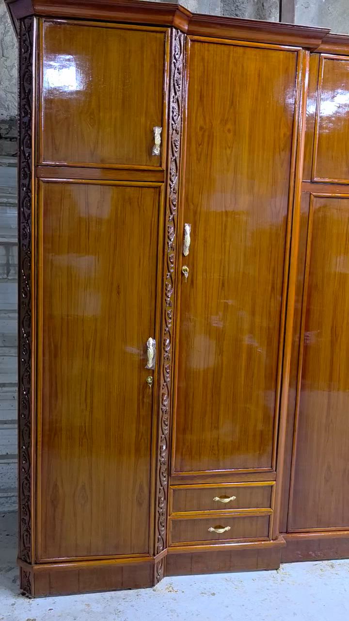 غرفه مستعمله ام السته ملحق صاج داخل وخارج درجه اولى الاستفسار على رقم ***********
