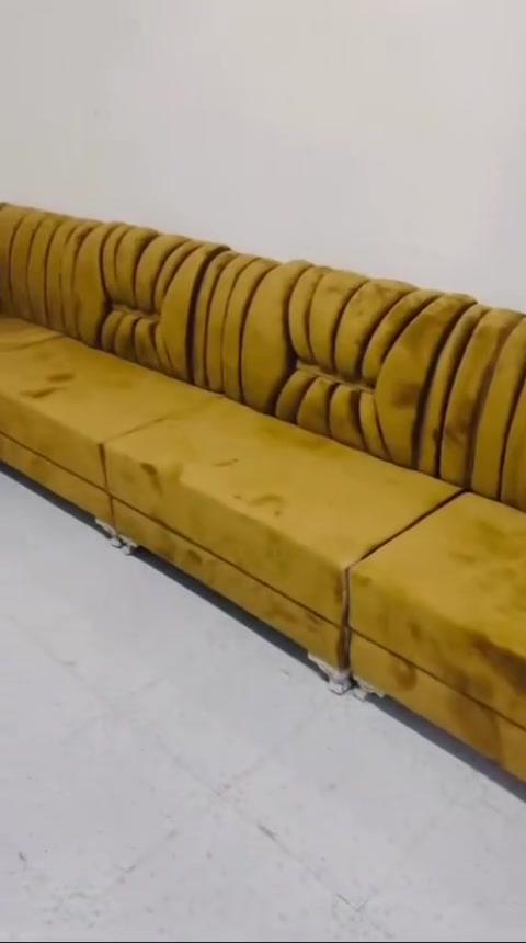 ⭐️جددي منزلك بأجمل الأثاث ⭐️
تصميم راقي راحه وجوده تدوم طويلا 
شاهدي الصور والتفاصيل العمل 

هيكل بلاويد اسود بل كامل 
سفنج مميز اول 
القماش حسب الطلب 

يجي وي كل ديوان كرت ضمان 2 سنه 
كل هاذا بسعررررر 🔥350 الف فقط مع 4 كوشات هديه 
العنوان بغداد التاجي 24 ابو عظام قرب مطعم الشامي 

للستفسار *********** واتساب

