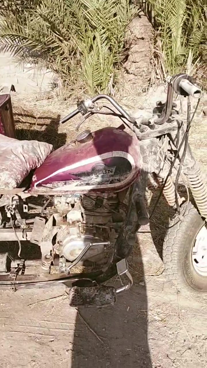 سلام عليكم ستوته دايوان محرك 25 مال MTR شاصي جديد اكسل جديد ستوته خير من الله مكاني ديالى الخالص السعر 450 وبيها مجال الرقم ***********

