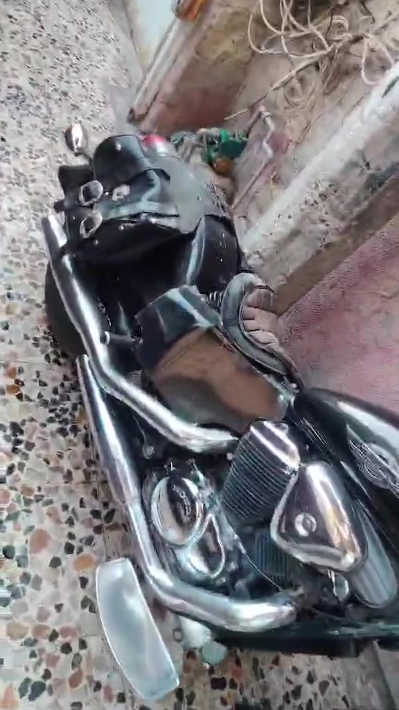 سلام عليكم عندي هاي الهارلي ستد مكينه ٤٠٠ للبيع مكاني بغداد البياع رقم الهاتف ***********
