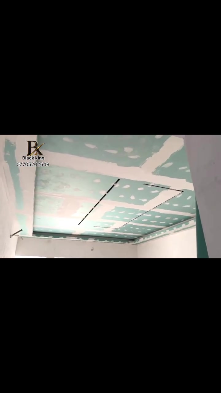 الفرق يصنعه التنفيذ المتقن.
من مساحة عادية إلى تصميم عصري 

📍Black King للديكور
📩 للحجز والاستفسار راسلنا عبر الرسائل
او اتصل على *********** 

#جبس #سقوف#موصل
#سقف ثانوي
