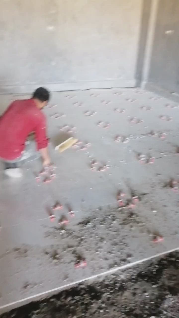 السلام عليكم ورحمة وبركاته خلفة سيراميك بورسلين جدار ارضي وشغل درجة أولى شغلي ماده او اسمنت عادي شغلي النجف فقط متفرغ حاليا ***********
