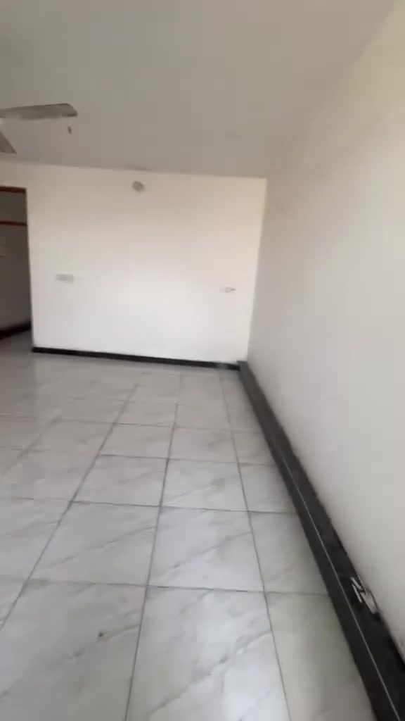 سلام عليكم شقه للايجار في المهديه الثانيه وره جسر صدام تفاصيل مثل ما موضح بفيديو سعر 350الف ***********
عرض 5

