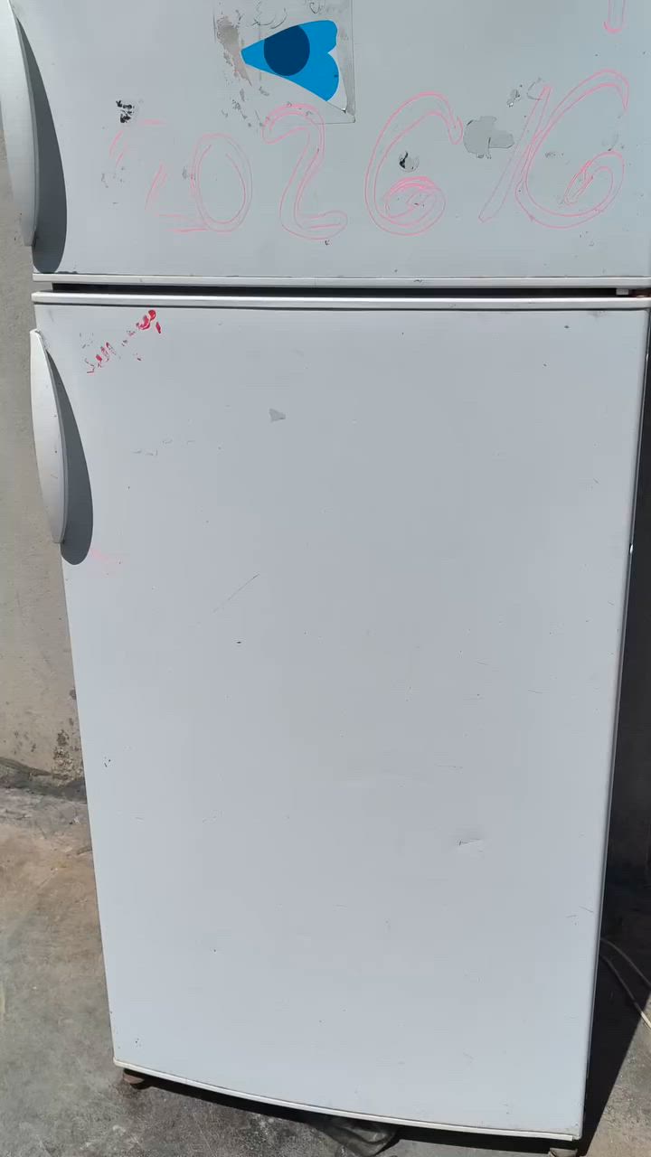 ثلاجه للبيع
سعر 100

للاستفسار ‏‪***********‬‏
