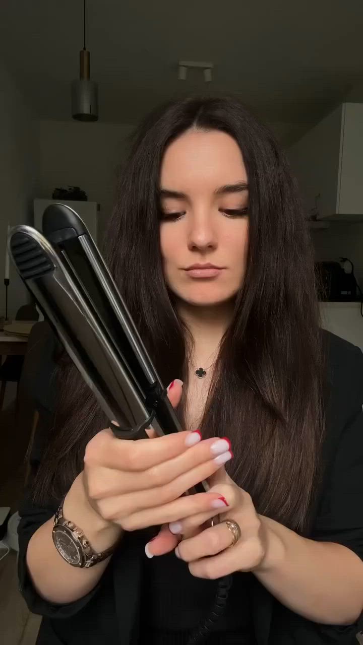 خلي شعرك دايمًا ناعم ومرتب 💖
مسرّح شعر احترافي يعطيك ستايل صالون بالبيت ✨
حرارة سريعة + حماية للشعر 🔥يتوفر توصيل لجميع المحافظات العراق 🇮🇶


**إذا كنت صاحب هذا الإعلان وتريد حذفه لأي سبب، رجاءا أرسل رسالة إلى الدعم الفني**
