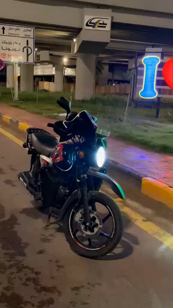 بوكسر 23 لبيع بيه اوراق من سنه 23بس دراجه ممرقم ماشيه ٥٠ الف مكينه مكفوله ودراجه مكفوله ابيعلك ممرقم مكفوله من سرقه وعشاير سعره 1500وبيه مجال الاستفسار*********** مكانهه بغداد
