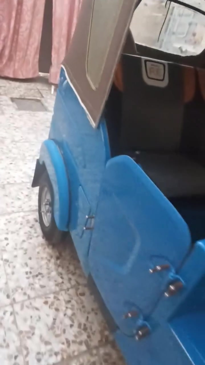 تكتك 22 زركه
***********
السعر 8ونص
