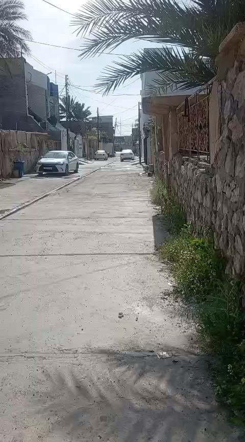 قطعه طابو ملك صرف موقع جدا مميز خلف مجمع محمد كمال ركن170 متر واجهه 10 عمق 17 
***********
