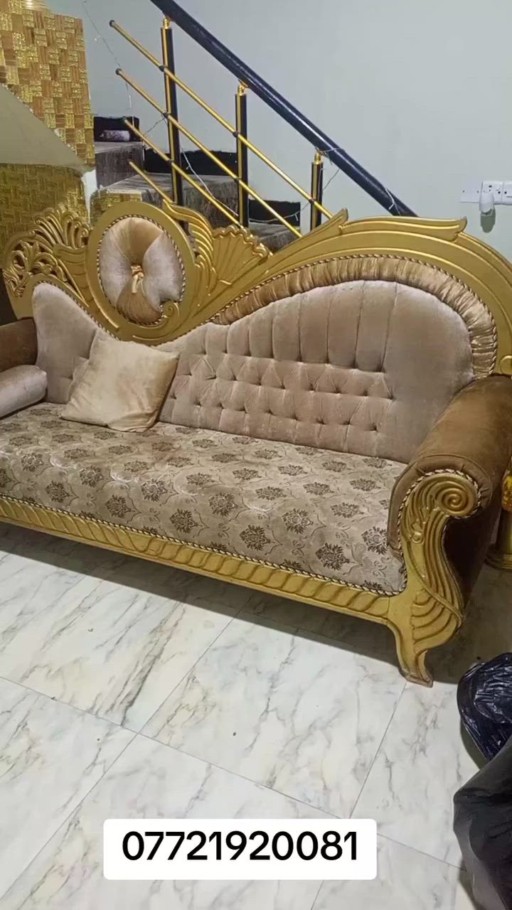 معرض ومزاد السيد أبو نمر 
اسعار تنافسية ***********
العنوان ديالى دلي عباس منطقة العرابضة
