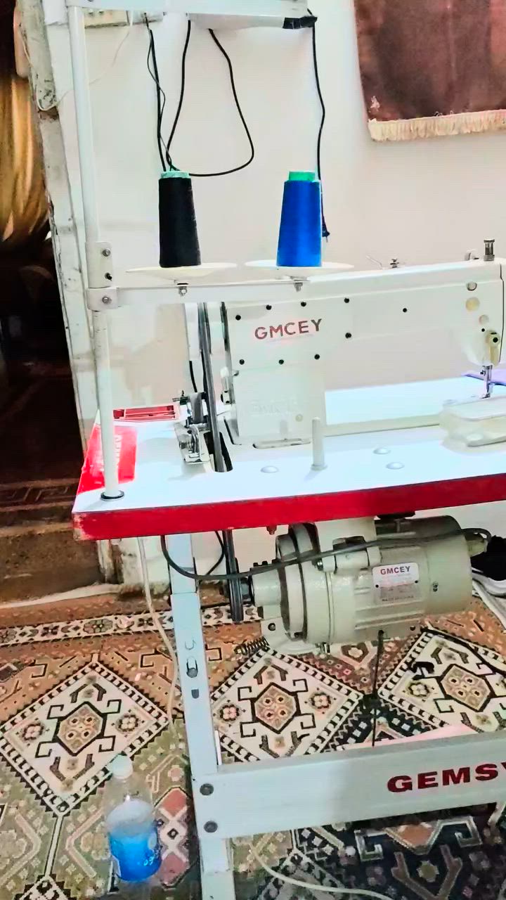 مكينة جمسي للبيع شرح ب الفيديو 
مكاني بغداد كماليه .
للتواصل واتساب .
***********
