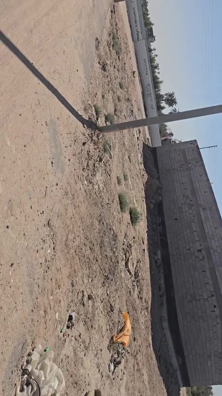 سلام عليكم متوفر عقار بكل الامتار وقياسات من صغير الى كبير 
وين ما يجي بالك انشالله متوفر من ١٠٠ متر الى مجموعه دوانم 
هسه عدنه بهذا شارع دوانم جدد وبيهم كل الخدمات متوفره يعني اليوم موجود باجر ماكو اشترو قبلك وكلشي بالقسمه واسعار كلش مناسبه ارخص من الكل تعال وشوف وسئل وافتر وراح ترجع لي رقم *********** وانشالله تاخذ اليرضيك
