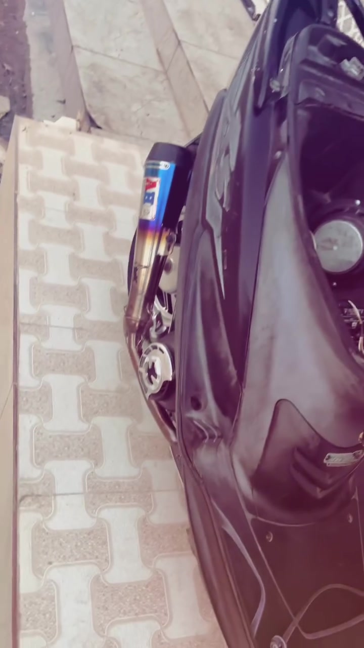 1. الدراجهه مكفولهه من التاير للتاير🔥
المحرككك بلاد 49 بلاد كفاله 
الدراجههه مختمههه ختم واحد وياها المحرككك ختم واحددد الدراجهههه مزودده ويل 
رياضي مععع صلنصههه صوتها رعيدد
يداتتت بريككك + دمامم + كلجاتهاا شلعهةة ومعدل 
+الدراجههه امولحههه ونضيفههه مكفوله محرككك مامفتوحح فول نشاطط وشلعههه
مابيها اي نقوصاتت الدراجه موشمههه وحلوه 
وكدامكك محرك مكفول 
سعرها 725 وبيها مجال قليل المااا يشتري لا 
واتساب ***********
يجيني خاااص ابداً مكاني تحرير بعقوبه
