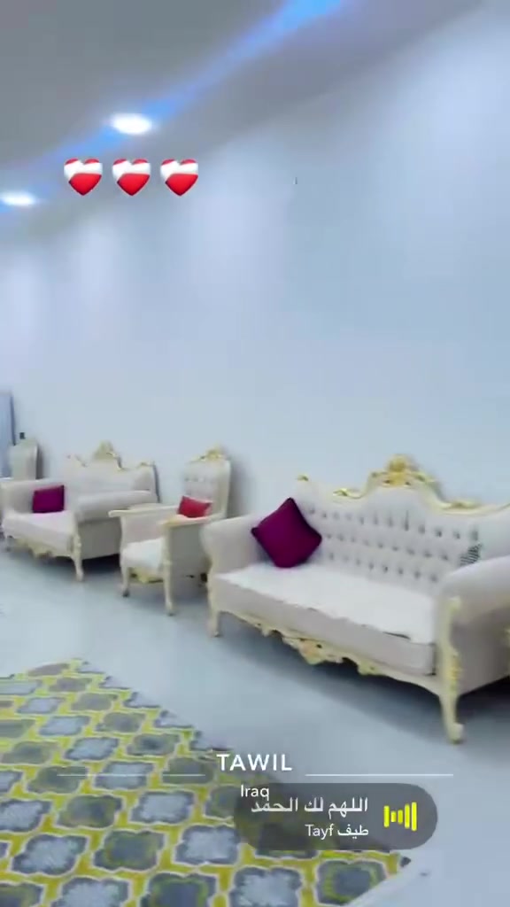 بسم الله الرحمن الرحيم 
بيت 400 متر مساحة البناء مع دونم مساحة الارض مع الدار دونم 
بالقرب من موقع المستشفى خلف معرض منير صواف 
بناء حديق وممتاز  4 غرف نوم واستقبال وصالة ملحلق للاستقبال 
وصالتين داخلية صحيات عدد 4 
بناء طابوق والاساس والسقف صب كونكريت شغل درجة اولى بكل التفاصيل 
البيت جاهز للسكن من جميع النواحي 
تحويل مباشر الدونم بالاسم 

#علي_الغراني_للعقار
وسام فيصل 
***********
***********
علي ثائر
‏‭***********‬
‏‭***********‬
شارع السايدين الجديد 
مقابل ملعب جمال زليزل
