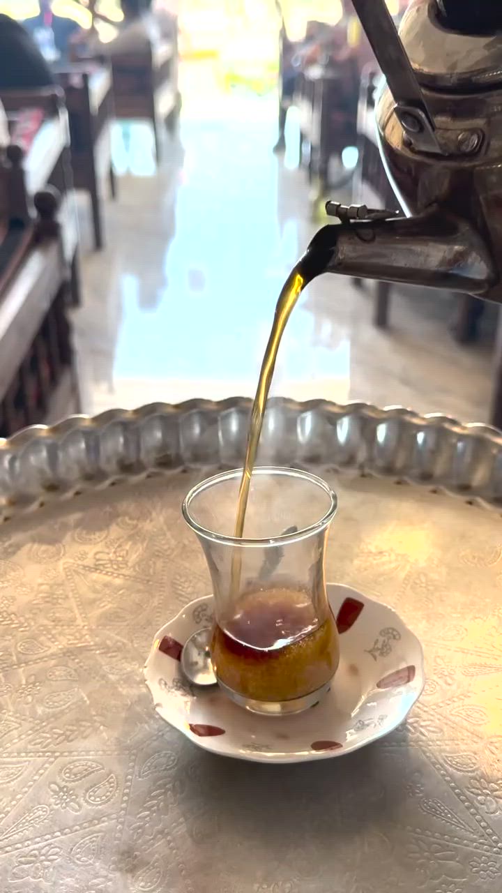 "بين بخار الشاي ودفء الجلسات...
تُولد أجمل الحكايات.

مقهى الرصافي : حيث عبق الماضي يلتقي بذوق الحاضر .

📍 الرمادي – شارع 100 – مجاور الجشعمي للأثاث.

📞 ***********
📞 ***********

#مقهى_الرصافي 
#شاي_عراقي 
#جلسات_بغدادية 
#كأس_العالم 
#ريوك_عراقي
