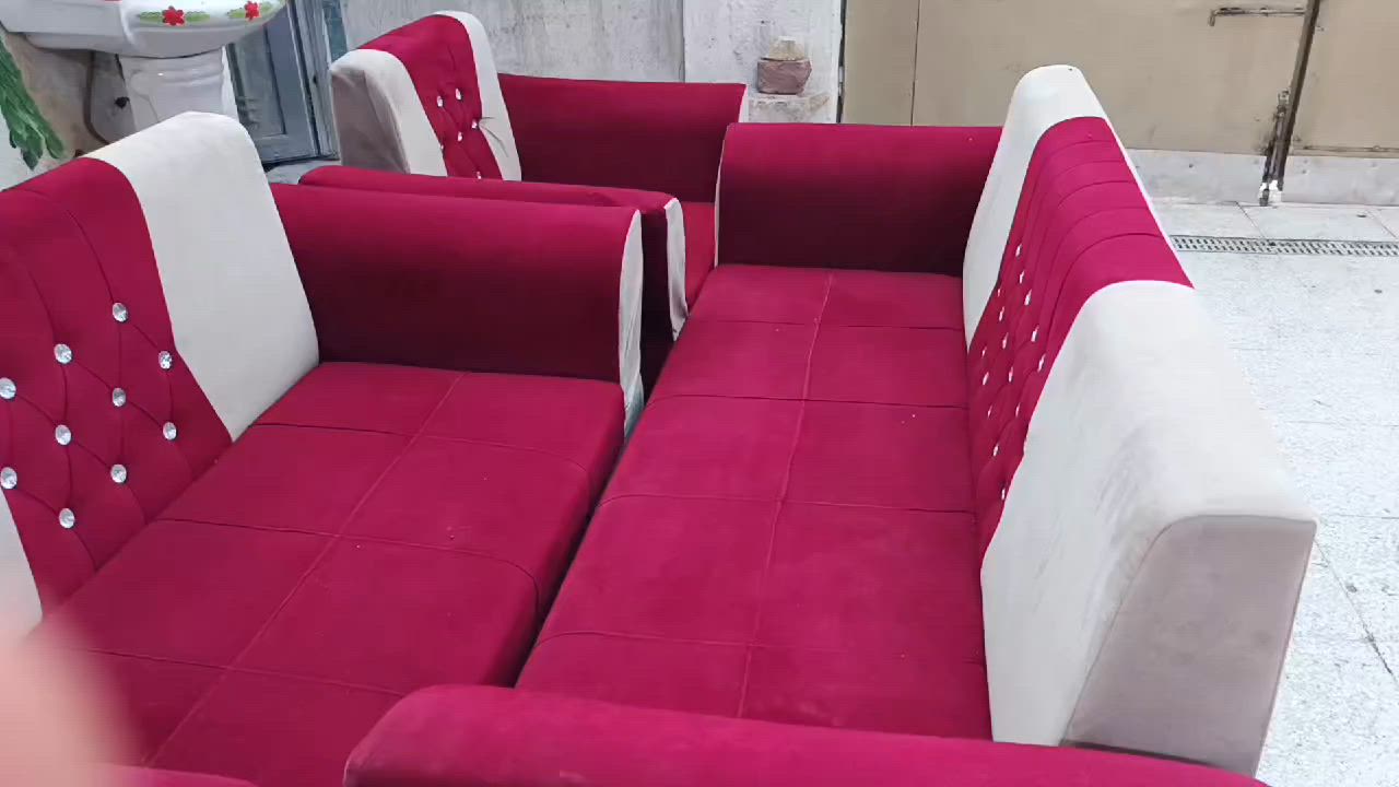 ١٥٠ الف مع مجال بسيط
***********
