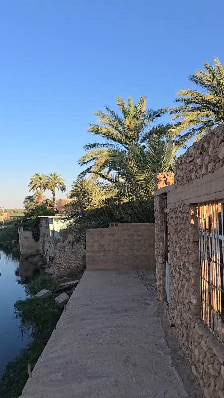 🔥 فرصة نادرة على ضفاف نهر الفرات 🔥

للبيع عقار بموقع مميز جداً في مدينة حديثة  بستان حمدون – مقاطعة محسن، مقابل الحويجة وبين الجسرين.

 واجهة مباشرة على نهر الفرات
 المساحة: 400 متر
 بيت قديم وهيكل قائم
نوع العقار: زراعي مفوض بالطابو

✅ موقع هادئ وإطلالة مباشرة على النهر
✅ مناسب للسكن أو الاستثمار أو إنشاء استراحة عائلية
✅ منطقة مميزة وقيمة مستقبلية واعدة
✅ فرصة لا تتكرر لعشاق المواقع النهرية

للمعاينة والاستفسار:

📞 ***********

ا
