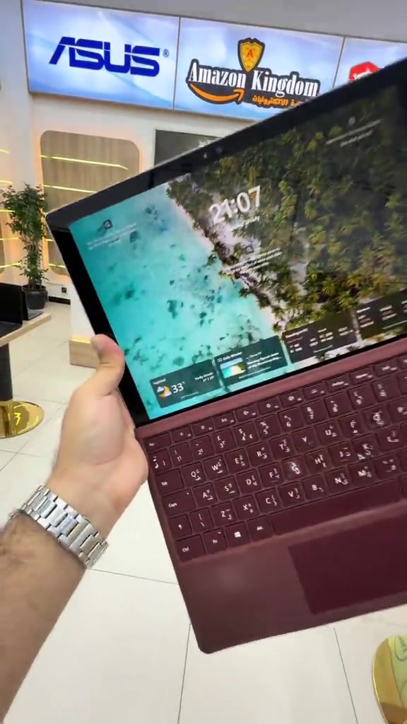 Ipad microserfs pro  Cpu cori5 Rom 8gb Ram 256gb ssd Display 13inch بسعر250الف والتوصيل مجاني  متوفر بلفرعين حي الجامعة شارع المصرف والكرادة ساحة كهرمانة  *********** ***********
