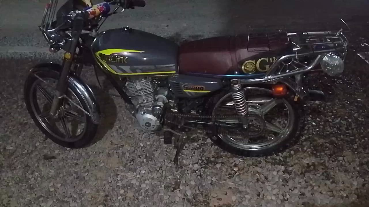 سلام عليكم
سافين 20 نضيف  بس بي صرف  
سعر 275 وبي مجال مكاني واسطي يم بانزين خانه


**إذا كنت صاحب هذا الإعلان وتريد حذفه لأي سبب، رجاءا أرسل رسالة إلى الدعم الفني**