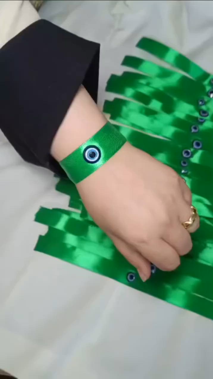 توزيعات محرم حسب الطلب ❤️✨ 
الأسعار مناسبة كلش يمنه


**إذا كنت صاحب هذا الإعلان وتريد حذفه لأي سبب، رجاءا أرسل رسالة إلى الدعم الفني**