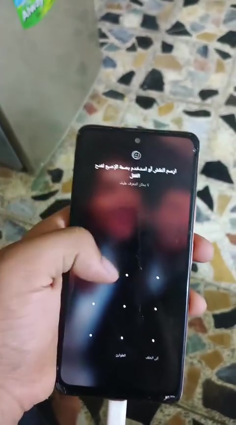 تلفون نوت 10 برو سعر الجهاز ب 45
البطاريه 5000 
مذاكره 128
والعنوان بغداد 
رقم الهاتف ***********
