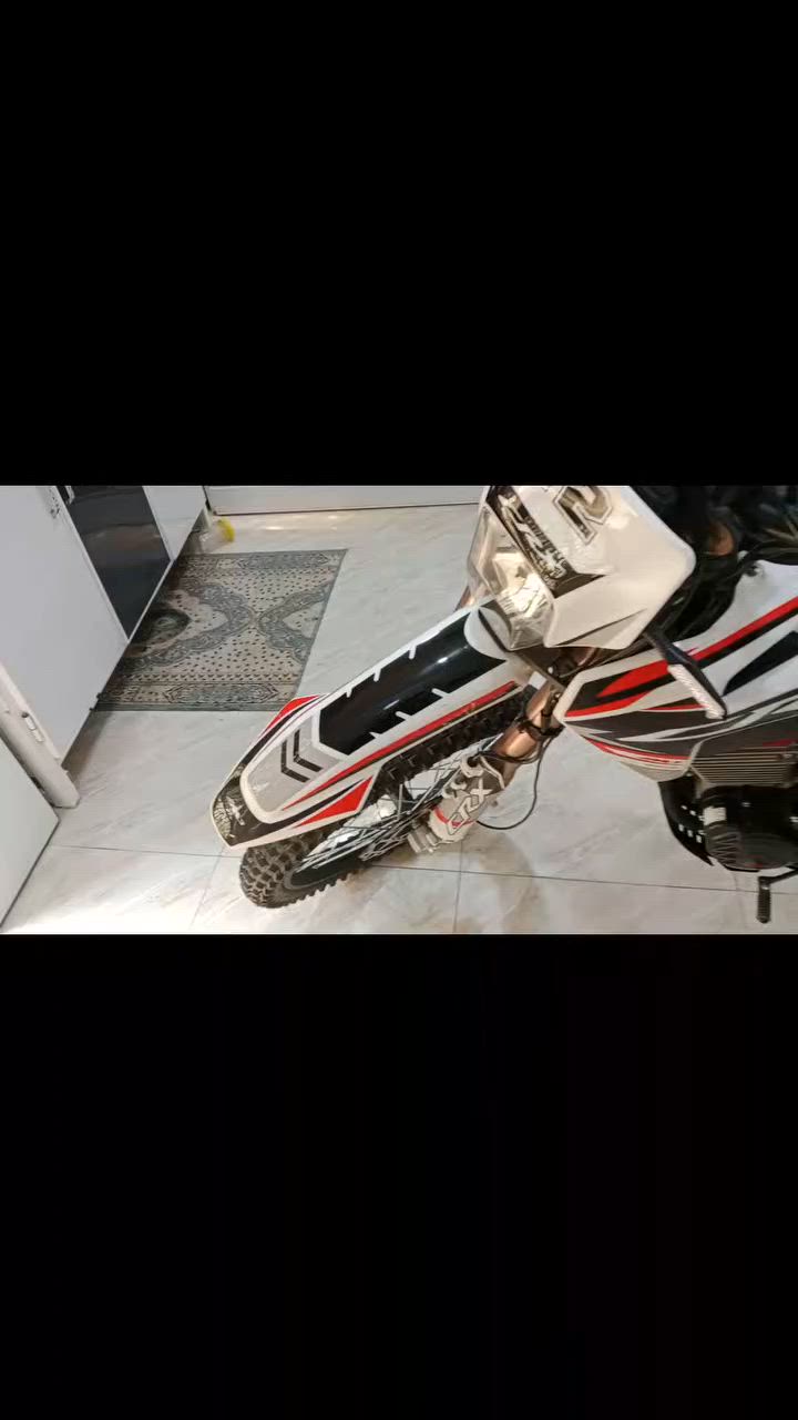 سلام عليكم قفاز للبيع CRX 350 دراجه بعد بوضع الشركه
اي استفسار خاص او وتساب ***********
