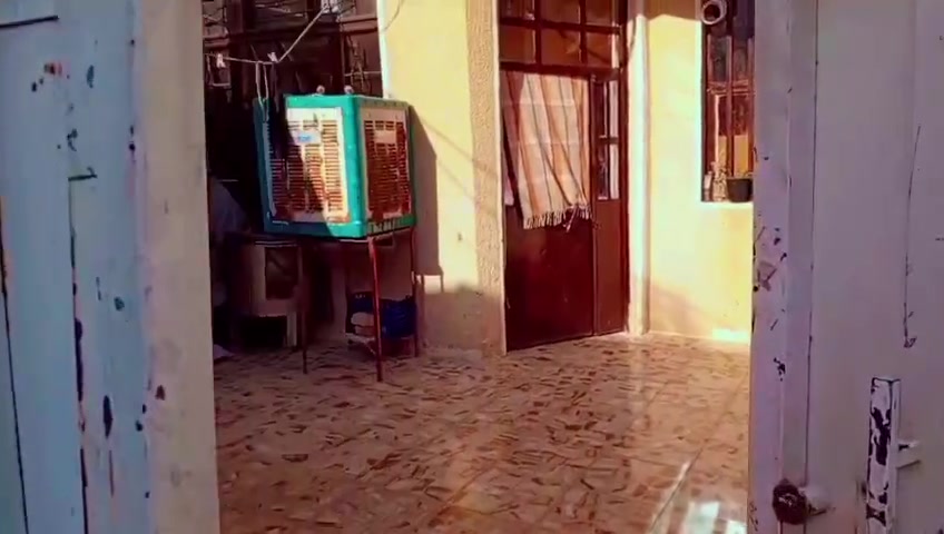 يا الله بيت للبيع الحميديه شارع المصاليخ مساحه 150 متر  طابقين 
طابوك الطابق الارضي 
كافه الخدمات متوفره 
السعر 73 بي مجال 
***********
