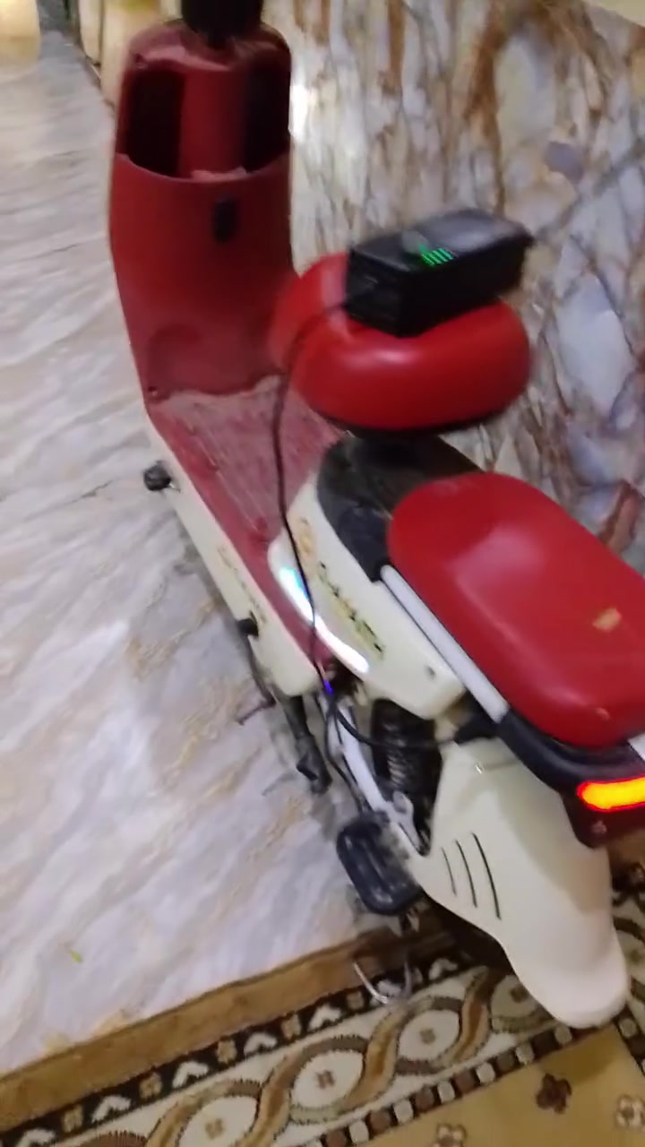 السلام عليكم
دراجه شحن مستعملةقليل 
 للبيع 
موديل راقي  
للحجز  ***********
