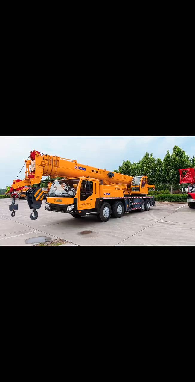 XCMG QY50K-II CRANE
出售XCMG QY50K-II汽车起重机。主臂41米，副臂16米，中国重汽336马力发动机，法士特变速箱。完美车况。停放地点：中国河南。
联系方式：WhatsApp:+86 13526170326
微信/电话：+86 13526170326(杨)
#吊车

For sale: XCMG QY50K-II truck crane. Main boom 41 meters, auxiliary boom 16 meters, Sinotruk 336 horsepower engine, FAST transmission. In perfect condition. Location: Henan, China. Contact: 
WhatsApp: +86 13526170326, 
WeChat/Phone: +86 13526170326 (Yang)
#XCMG#CRANE#起重机
بيع رافعة سيارات XCMG QY50K-II. ذراع رئيسي طوله 41 مترًا، ذراع ثانوي طوله 16 مترًا، محرك Sinotruk بقوة 336 حصان، ناقل حركة Fast. حالة مركبة مثالية. مكان التخزين: هينان، الصين.
وسيلة الاتصال: WhatsApp: 86 - 13526170326، WeChat/هاتف: 86 - 13526170326 (يانغ) #XCMG  #CRANE


**إذا كنت صاحب هذا الإعلان وتريد حذفه لأي سبب، رجاءا أرسل رسالة إلى الدعم الفني**