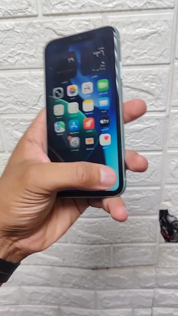 ***********

