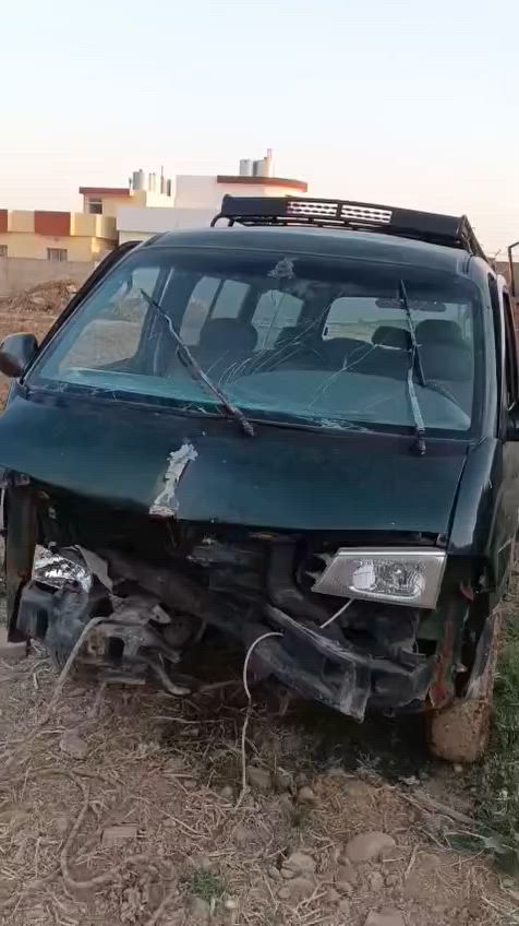 كيا للبيع كومة حديد شرط المحرك الكير الاكسن طخم تايرات كشنات. بدون جامات.   سنويه ٢٠ رقم الماني.  سع ر ١٥ ورقه.  ***********
