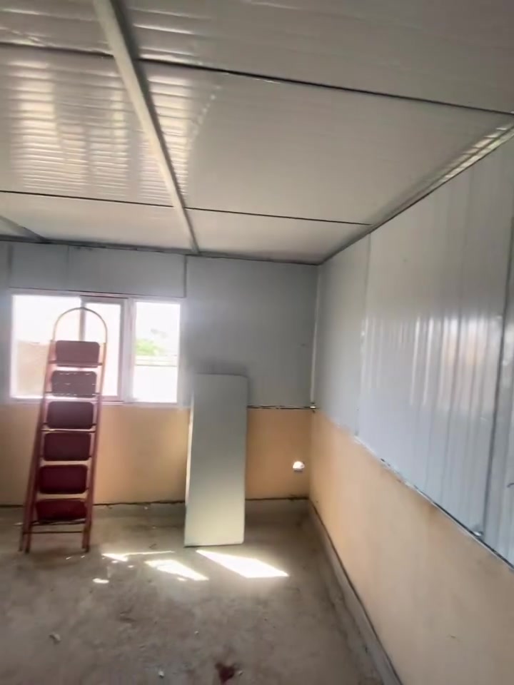 حدادة عامة كرفانات ***********

