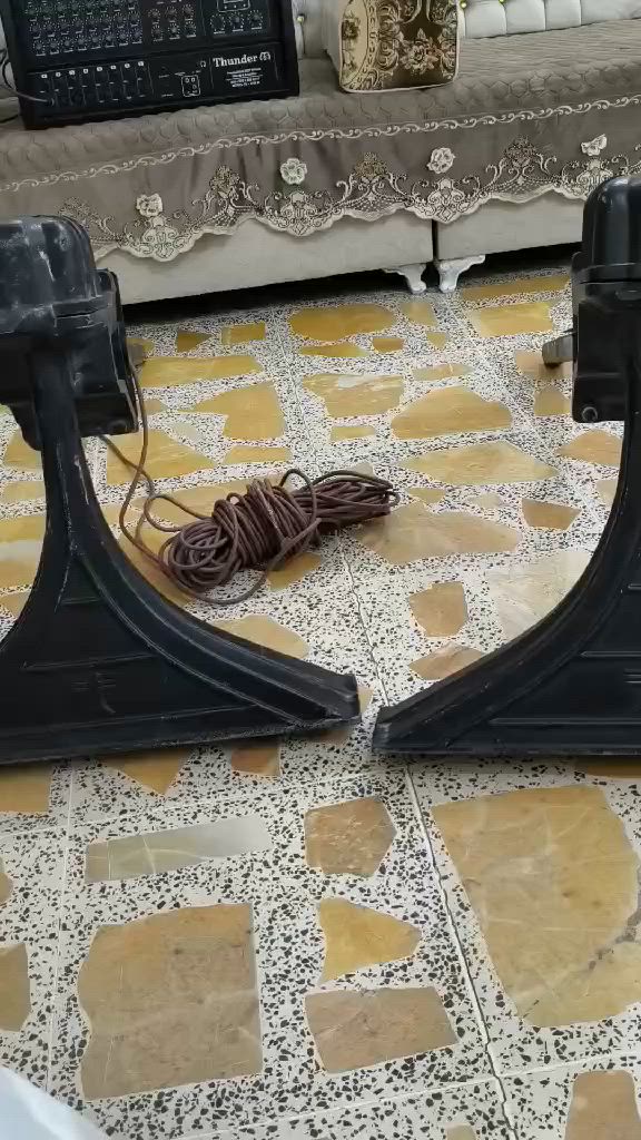 السلام عليكم
سماعات بوقيات للبيع 
مكان بغداد 
للاستفسار الاتصال على الرقم ‏‪***********‬‏
