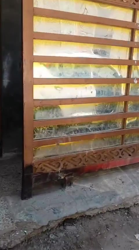 💯بيت للايجار بالدورة شارع المصافي خلف الكوخ
يحتوي على غرفتي✅
ايجاره 550 الف 🔥 
للاستفسار اكثر الاتصال على الرقم ☎️ 
***********
