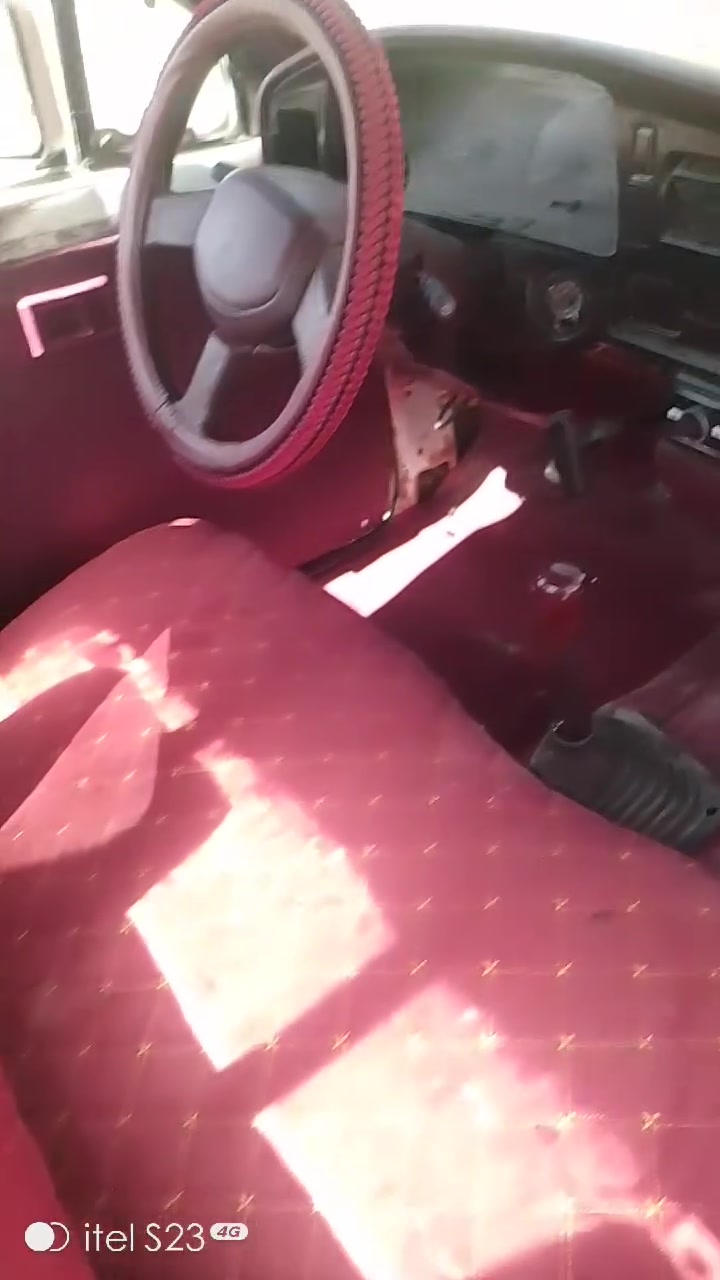 السلام عليكم سياره للبيع
السلام عليكم سياره للبيع نضيفه معمره جديد مكينه وكير وحداديه جدد تخم تاير كهربائيات دوشمه جديد سياره خير من الله مابيها كل نقص تحويل مباشر بأسمي مكان السياره واسط السعر 38 وبيها مجال سياره جاهزه 4 چنگال 
رقم الهاتف 
***********
