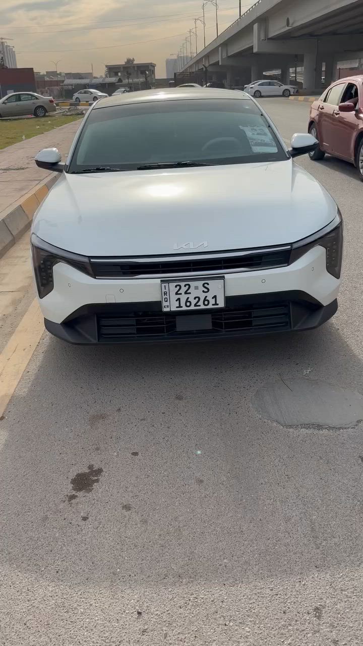 خليجيK4 2025 كيا
محرك 2000cc – بانوراما – فول مواصفات 

▪️ الموديل : 2025

▪️ المحرك : 2000cc

▪️ العداد : 27 الف

▪️ الضمان : 5 سنوات أو 100,000 كيلو متر

ضمان NIM

✦ أبرز المواصفات والتجهيزات :

. سقف بانوراما كهربائي

. فئة GLS عالية التجهيز

. شاشة وسطية 12.3 إنش

. شاشة عدادات رقمية 4 إنش

. نظام ملاحة بشاشة 12.3 إنش

. مفتاح ذكي Smart Key مع تشغيل بصمة

. كاميرا خلفية مع خطوط توجيه للاصطفاف

. حساسات أمامية وخلفية

. مثبت سرعة Cruise Control

. أوضاع قيادة متعددة Drive Mode

. نظام مراقبة ضغط الإطارات TPMS

. نظام ABS مانع الانغلاق

. نظام الثبات الإلكتروني ESC

. نظام المساعدة على صعود المرتفعات HAC

. نظام الكبح متعدد التصادمات MCB

. وسائد هوائية أمامية وجانبية وستائر هوائية

. مقعد السائق كهربائي

. دعم قطني كهربائي لمقعد السائق

. مقاعد جلد صناعي فاخرة

. مسند ذراع خلفي مع حامل أكواب

. تكييف عملي مع فتحات للصف الثاني

. فلتر تنقية هواء للمقصورة

. مصابيح LED أمامية وخلفية

. إضاءة نهارية LED

. تشغيل أوتوماتيكي للمصابيح

. مرايا كهربائية قابلة للطي مع إشارات LED

. جنوط ألمنيوم رياضية 17 إنش

. إطارات Nexen

. زجاج خلفي مدفأ

. إضاءة داخلية Mood Light

. شواحن USB أمامية وخلفية

. نظام صوتي مع سماعات Tweeter

. بلوتوث مع أوامر صوتية

. تحكم صوتي من المقود

. عازل لغطاء المحرك

. فئة فول مواصفات بتصميم رياضي حديث

للاستفسار:***********
