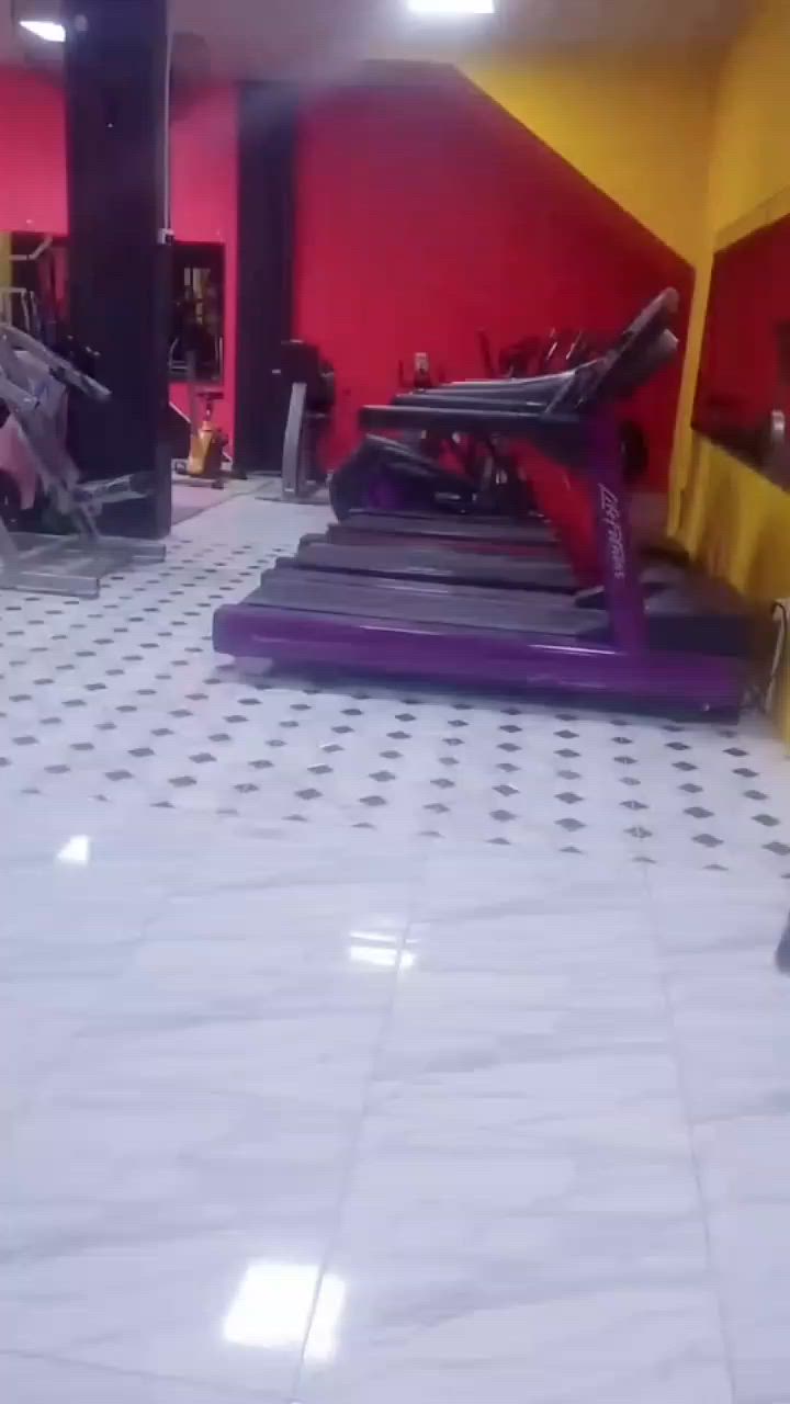 ابدآي رحلتكي نحو الصحة والرشاقة معنا
في جيمنا النسائي نوفر لك بيئه مريحه وآمنه مع احدث الاجهزه الرياضيه وبرامج تدريب تناسب جميع المستويات 
تمارين لياقه
اجهزه حديثه مطوره
مدربه محترفه ع مدار الوقت 
برنامج خاص للتنحيف وشد الجسم 
زورونا وابدئي التغيير الذي تستحقينه
تابعو صفحتنا العنوان،
الفخامه مجمع الشذره 
للاستفسار ع الصفحه او الرقم ***********
