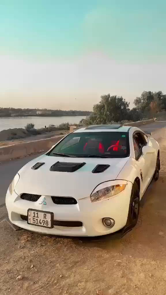 سيارة مسيوبوشي كليبس 2009 Sport تك باب محرك 2.400
بيع او مراوس لون ابيض
شاشة كبيرة 
سستم صوت 
كشنات مخمل اصلي 
كاميرا خلفية 
كير اوتو نظيف جداً 
بجم زنون 
لايتات عدسات 
 سيارة مكفولة من ضربة والمحرك والكير وصبغ عام جمالية فقط كلشي نظيف بيها كلشي سليم تبريد ثلج السيارة نصبتها حلوة وشكلها حلو وكلشي جديد بيها وبيها نواقص بسيطة تعال شوف وتدلل ورقمها جديد بغداد بأسمي السيارة ثاني يوم احولك سعرها (78) ورقة وبيها مجال والله يوفق الجميع .
للتواصل *********** بغداد.الصليخ
